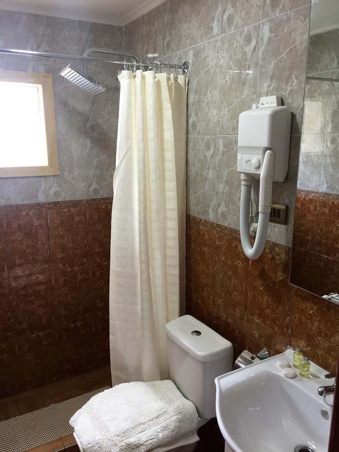 Hostal Andes Patagonicos Пуэрто-Наталес Экстерьер фото