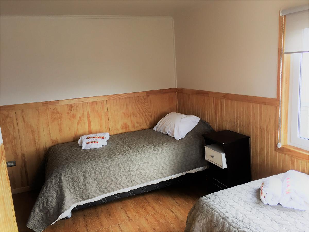 Hostal Andes Patagonicos Пуэрто-Наталес Экстерьер фото