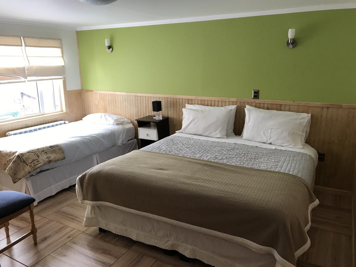 Hostal Andes Patagonicos Пуэрто-Наталес Экстерьер фото